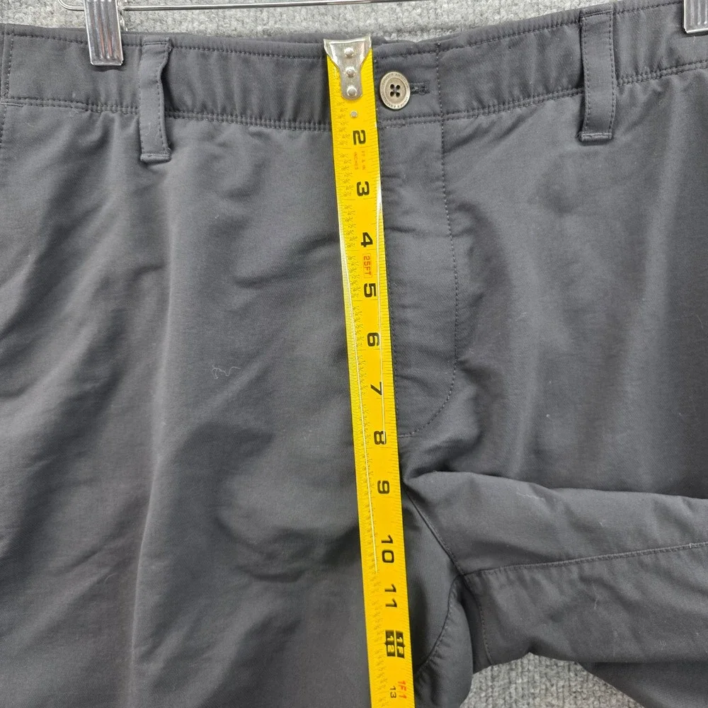 Under Armour Mens Loose Fit Golf Shorts Black Size 40 Performance Activewear